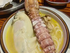 -蚝堡海鲜·威海菜·海肠捞饭·烧烤·亚洲吃蚝公司(幸福门店)