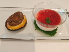 一口鲍鱼酥-伯衡55·吉品轩(乌鲁木齐南路店)