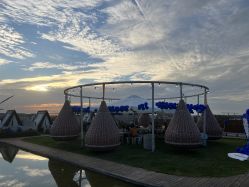 -小蜜蜂农场(凯德七宝购物广场店)