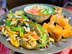 -怪噜范·老贵阳街头名小吃(鸿通城店)