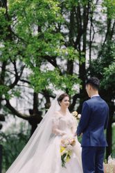 -艾米丽婚纱礼服