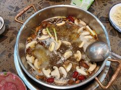 -乳仔牛牦牛汤锅 烤羊排(松潘古城店)