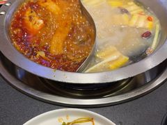 -沸炉重庆老火锅(军事博物馆店)