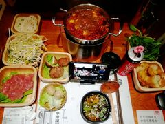 -独食火锅·半米屋台(直营总店)