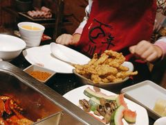 -百年川椒重庆老火锅(光谷店)