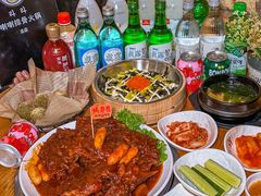 -喇喇排骨火锅·传统韩式脊骨汤(望京西园总店)