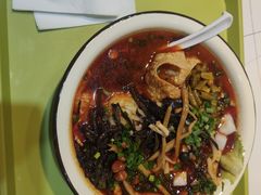 -丽丽三鲜螺蛳粉(田林路店)