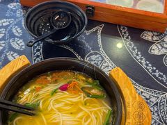 -桥香园过桥米线(国贸店)