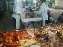 -陆稿荐观前街店