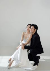 -城市花园婚纱摄影