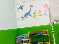 -岳辰齿科(浦东长泰店)