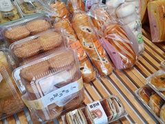 -笑笑意贝滋动物奶油生日蛋糕(五一路店)