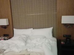 -上海滴水湖皇冠假日酒店