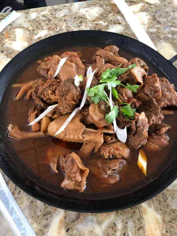 打分 真心不错,一大锅鸡,柴鸡,吃完鸡泡上饼～美味