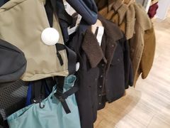 -优衣库(郑州丹尼斯大卫城店)