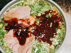 -臻老板牛肉面(光华路SOHO店)