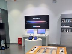 -Apple授权专营店(宝山万达店)