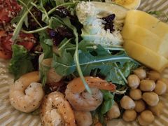 鲜虾香芒牛油果沙拉-COMMUNE幻师(五角场店)