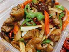 爆炒卤肥肠-蓝精灵饺子店