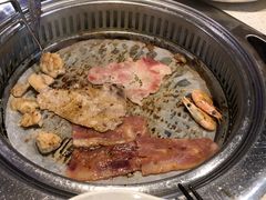 -佰烧海鲜烤肉火锅自助(世茂国际广场店)