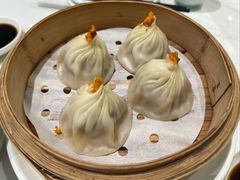 蟹粉小笼包-翡翠拉面小笼包(岭南新天地店)