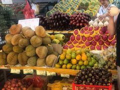 -三亚新鸿港水果一级批发市场