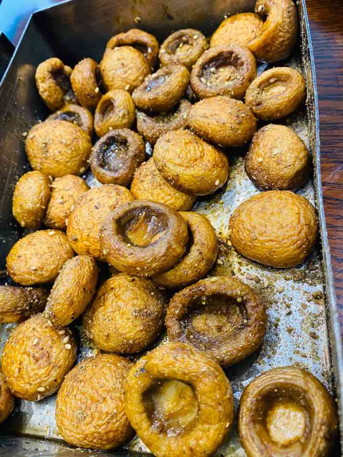 老青岛戳子肉(麦岛店)-"在黄岛吃过,去小麦岛玩儿,把车停在了这边.