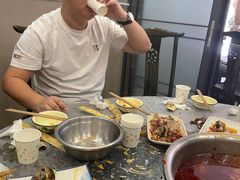 -韩妹鱼庄·泸定老字号(泸定店)