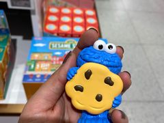 -泡泡玛特POPMART(蓝色港湾店)