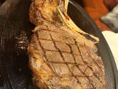 -恰餐厅及酒吧 CHAR Bar & Grill (北京丽都皇冠假日店)