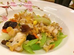 -聚春园自助餐厅(东街口店)