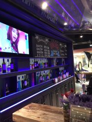-QZHAIR SALON