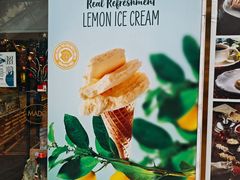 -MADO冰淇淋咖啡馆(淘金店)