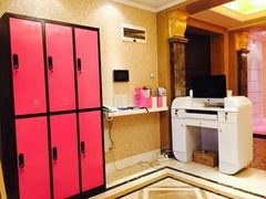 NewFit-SHE茜女子健身会所-思迈威健身(积玉桥万达店)