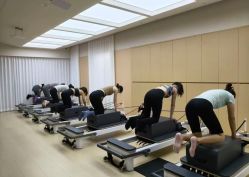 -亦美瑜伽·普拉提