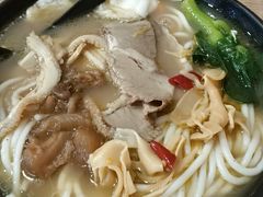 -三千粉牛肉米粉(来客茂店)