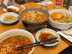 -呷佬·长沙手工米粉(金沙江路店)