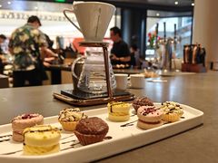 -星巴克臻选(上海合生汇1F店)