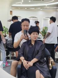 -MOVAN  HAIR莫凡匠人发型屋