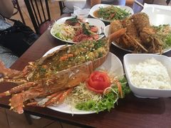 -班赞海鲜市场胖阿姨加工点