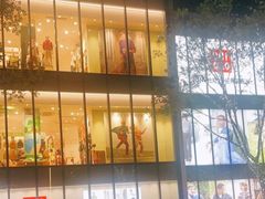 -优衣库(深圳万象天地旗舰店)