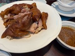 -老憨猪蹄(山大南路店)