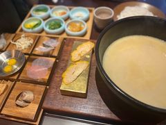 -银米·云南传统过桥米线(双廊黑金冠店)