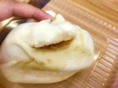 -白玉兰食品甜凤店(合生汇店)