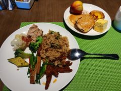 -深圳宝安体育馆希尔顿欢朋酒店