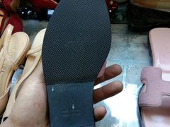 -京伟修鞋洗鞋奢侈品皮具护理店