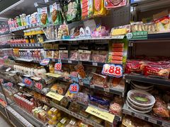 -全家便利店(上海南站站店)