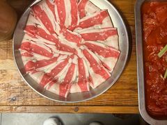 -洱火云南酸菜牛肉火锅(石景山当代商城店)