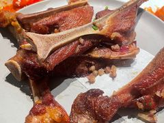 -蜜桃餐厅·伴山(湖滨商业街店)