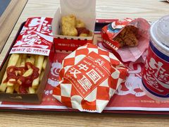 -塔斯汀中国汉堡(徐汇汇京广场店)